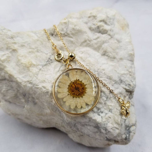 Layered Bee and Daisy Necklace