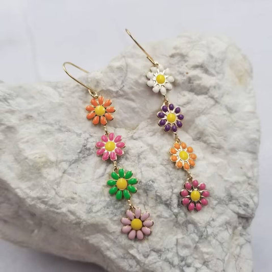 Daisy Link Dangle Earrings