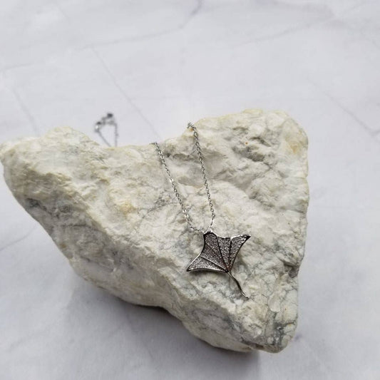 Zircon Manta ray Pendant Necklace